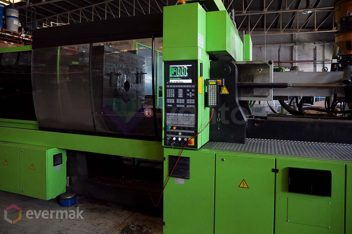 ENGEL VICTORY VC 1350 / 300 POWER 300t injection molding machine (2004) id3744