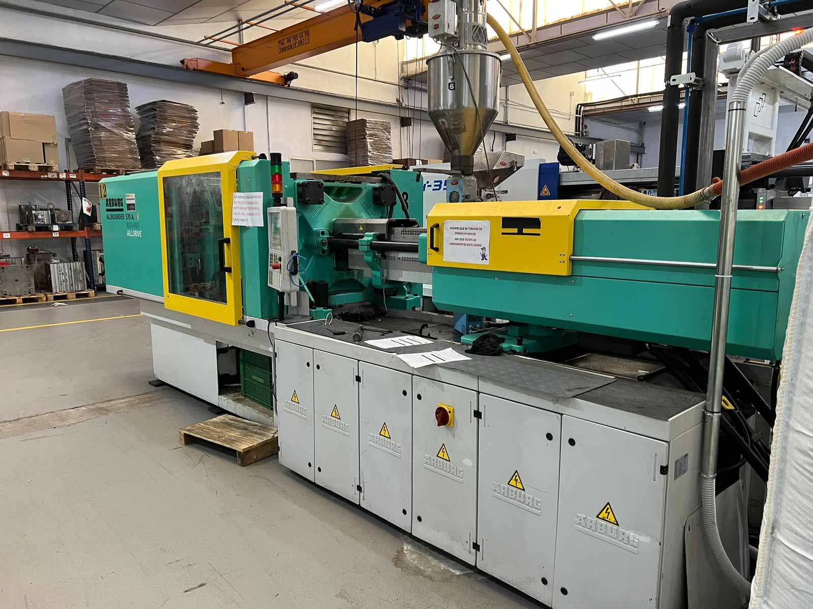 ARBURG 570 A ALLROUNDER 1600 - 800 150t injection molding machine (2010) id10911