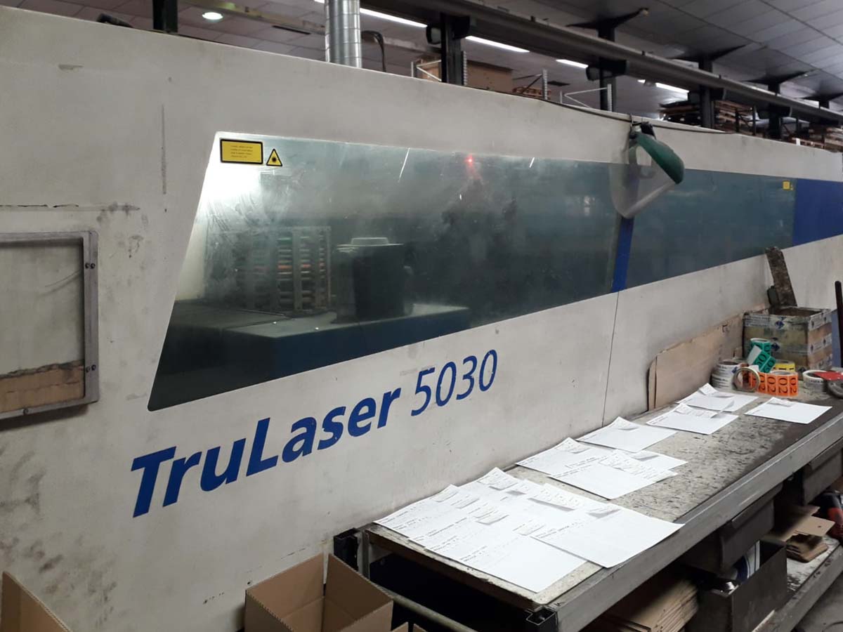 Máquina de corte láser (CO2) TRUMPF TruLaser 5030 (2006) id10245