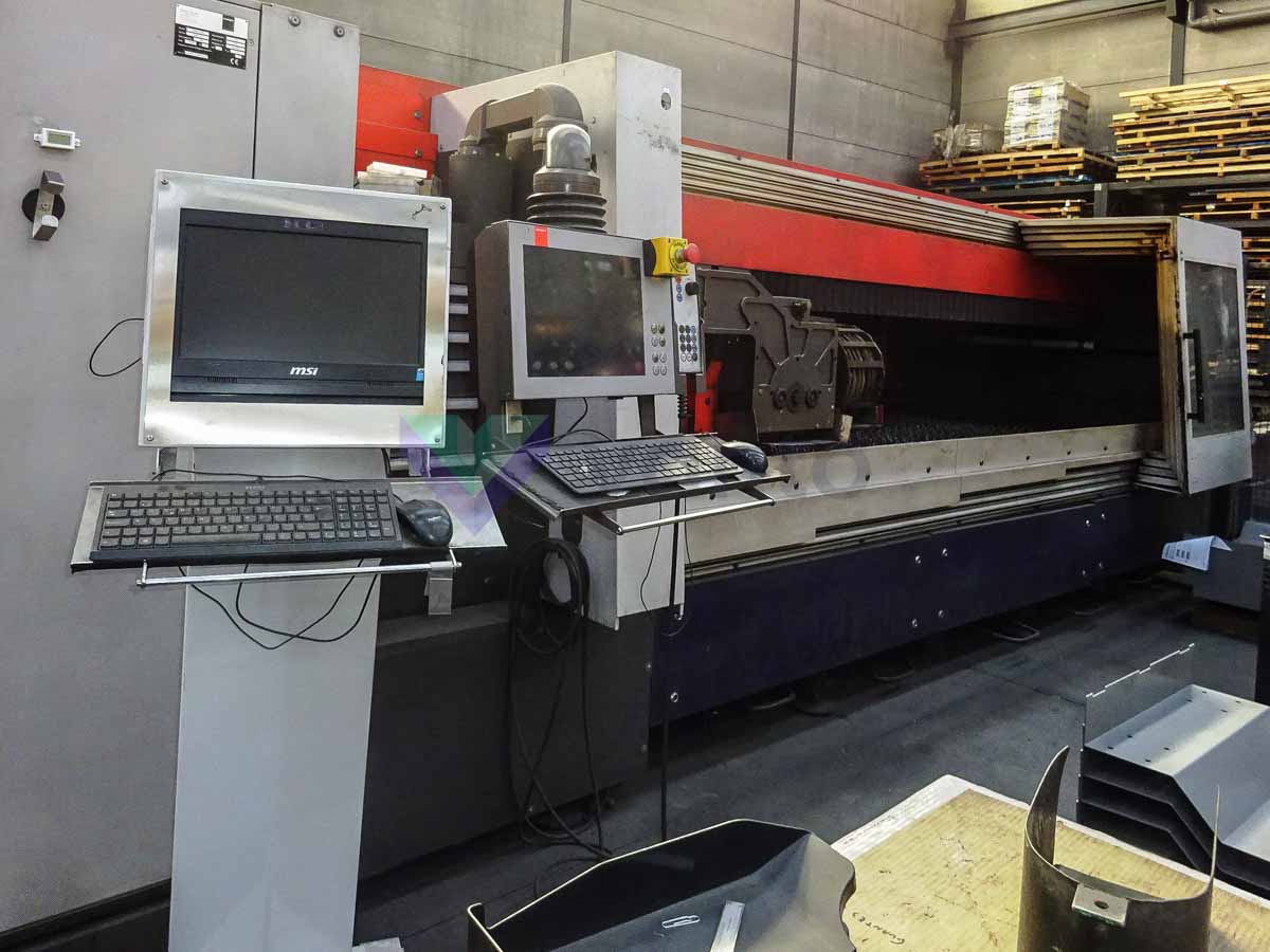 BYSTRONIC BYSPEED 3015 Laser cutting machine (CO2) (2007) id10326