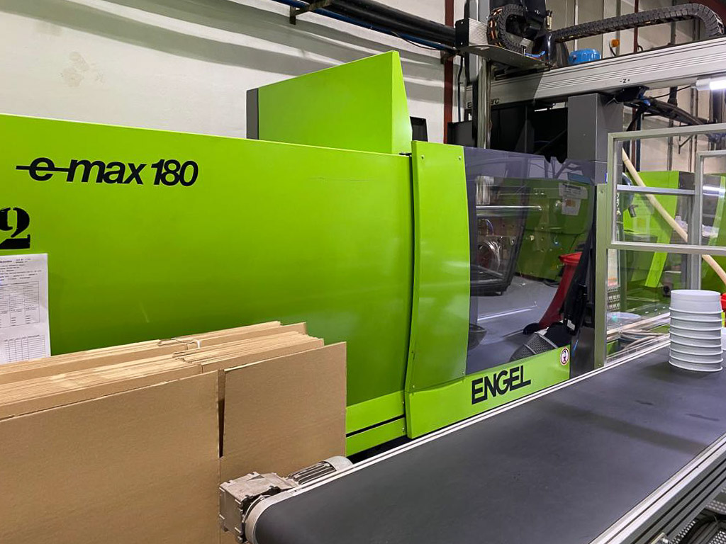 ENGEL E-MAX 440 / 180 PRO 180t all-electric injection molding machine (2010) id10790