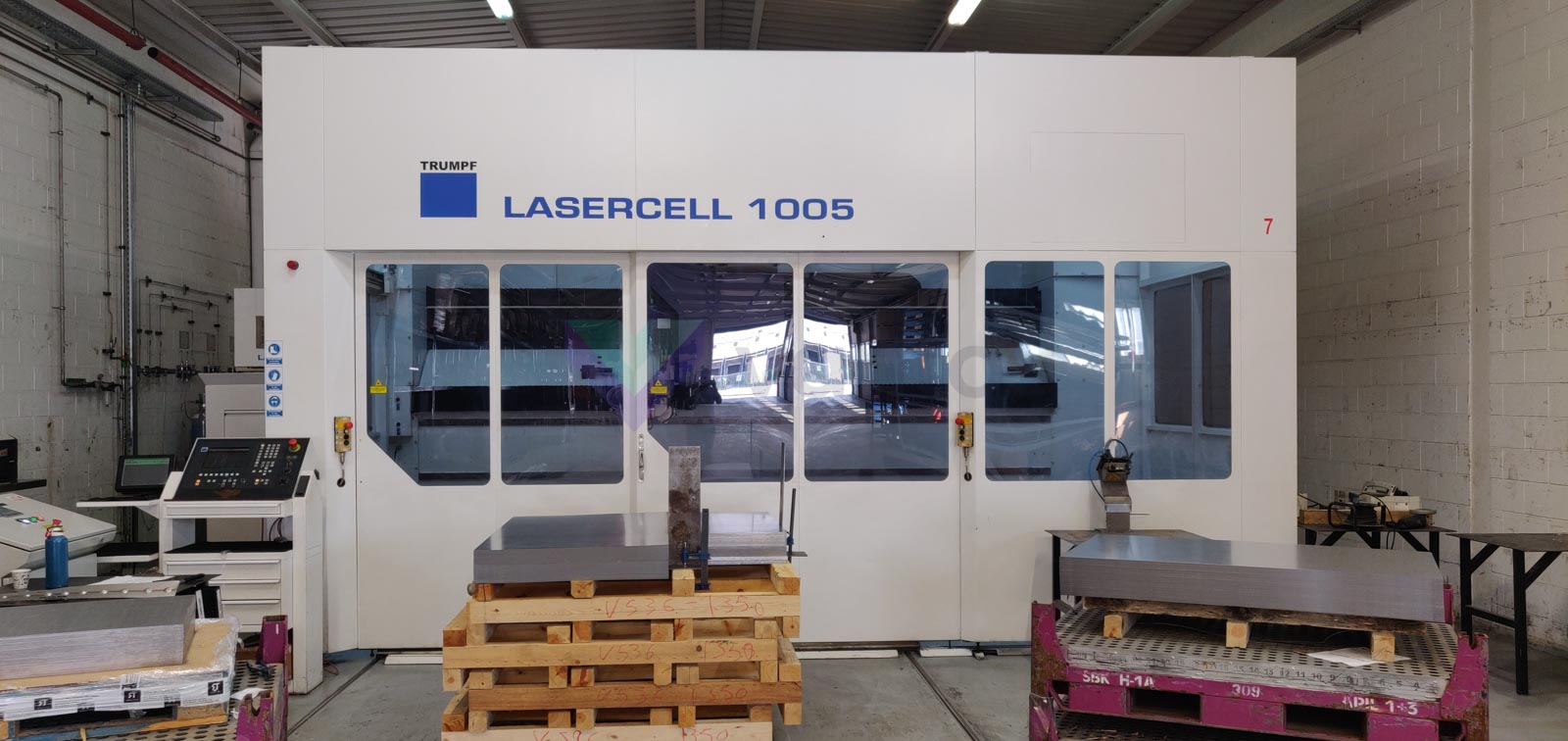 TRUMPF LASERCELL 1005 3D laser cutting machine (2002) id10744
